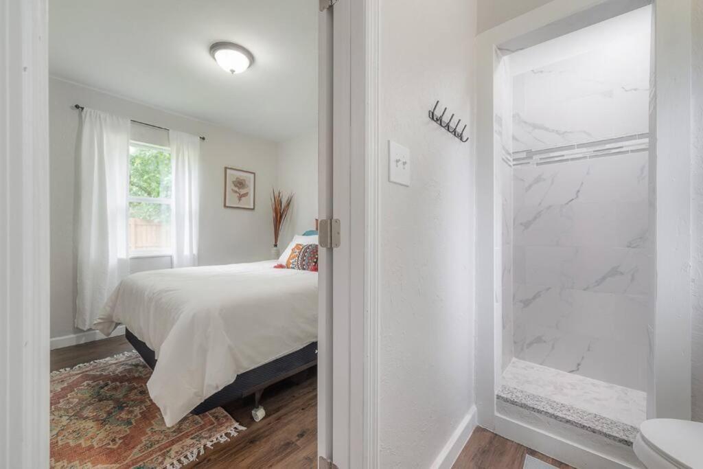 Boho Suite! Near Downtown And Foodie Hotspots Apartment Tampa